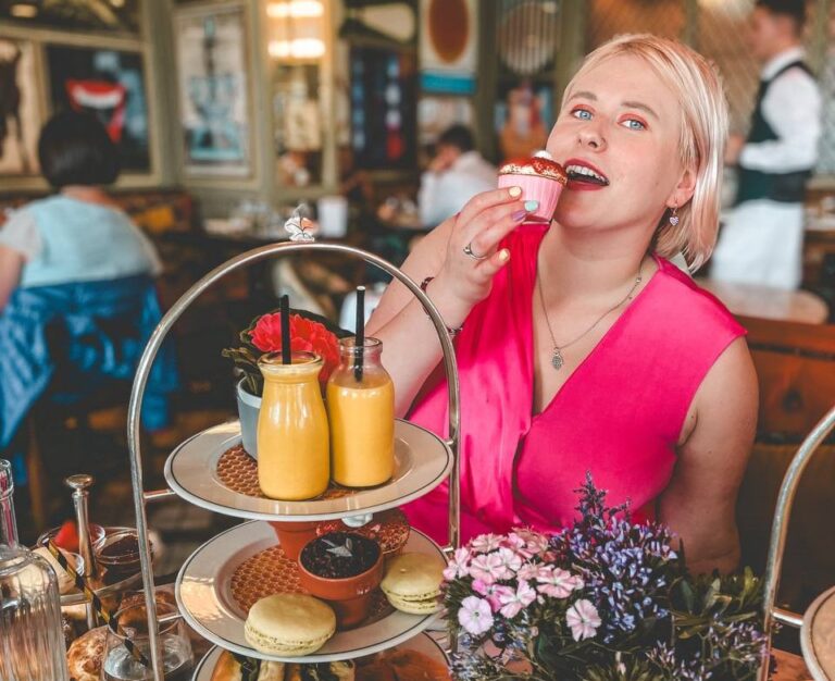 Afternoon Tea at The Ivy On the Square – Honest Review.